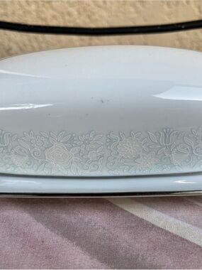 Crown Victoria Fine China Patton Lovelace Covered Butter Dish Ll-20